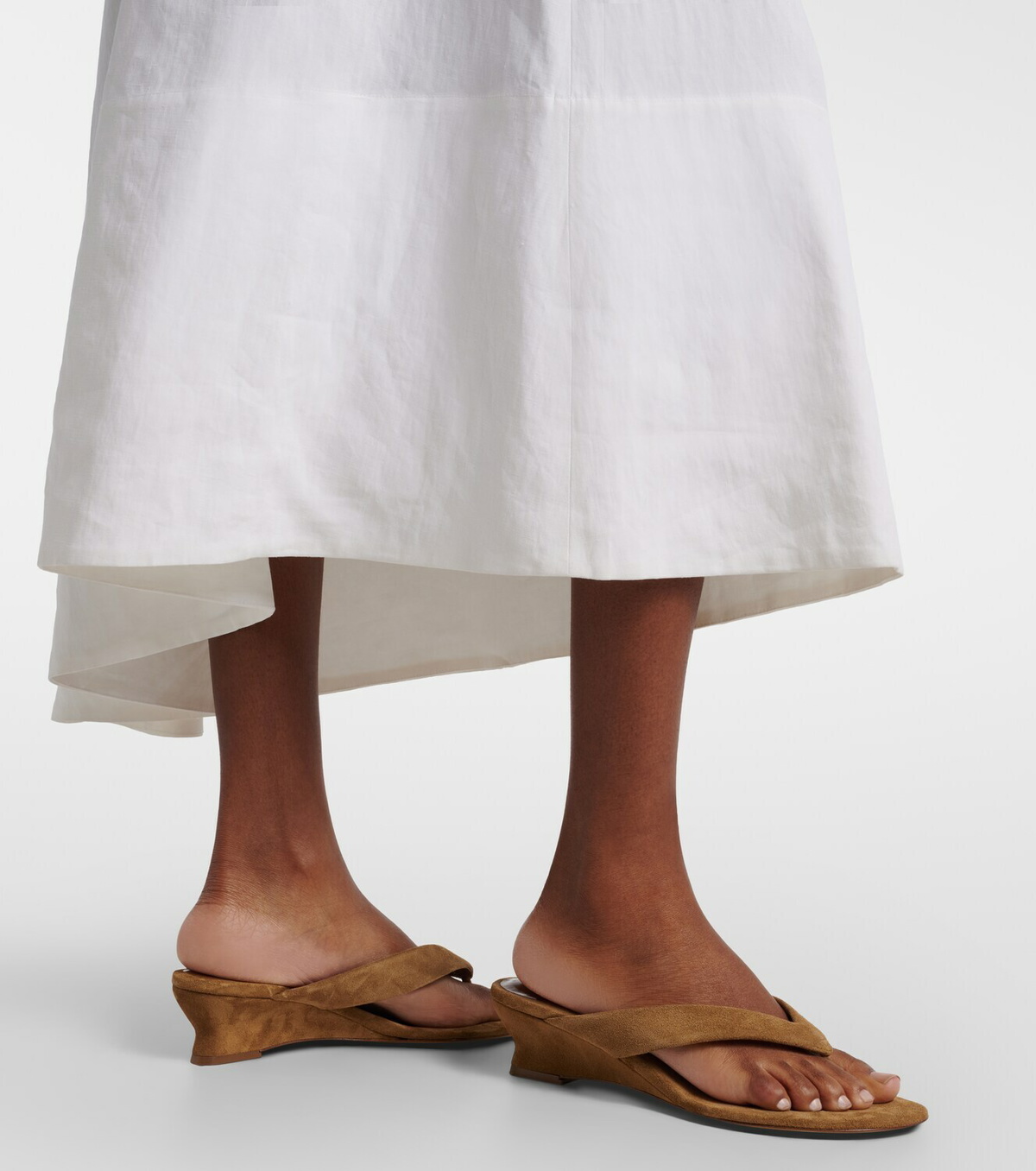 Le Monde Béryl Micro Wedge 40 suede thong sandals