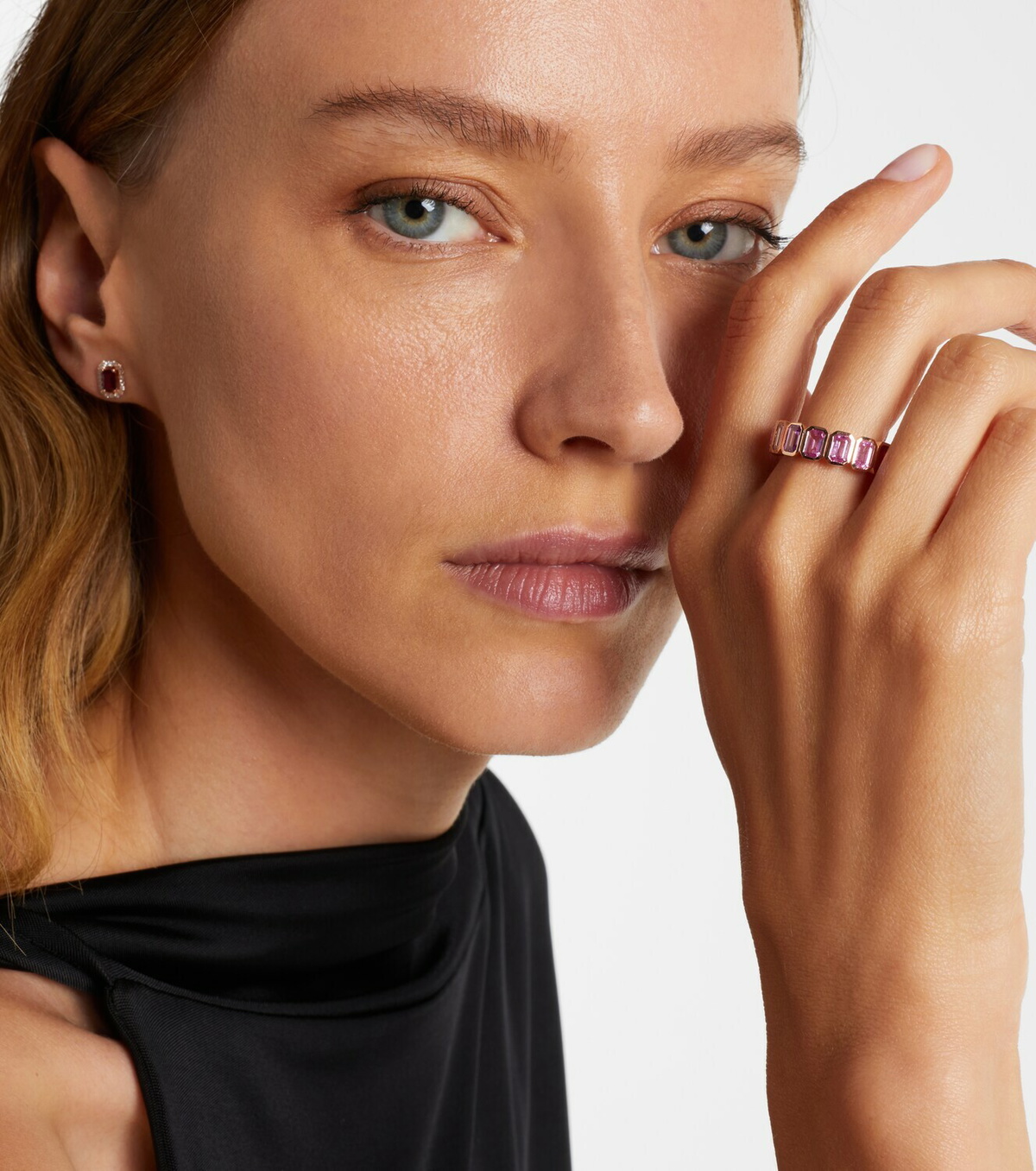 Shay Jewelry 18kt rose gold ring with pink sapphires and diamond