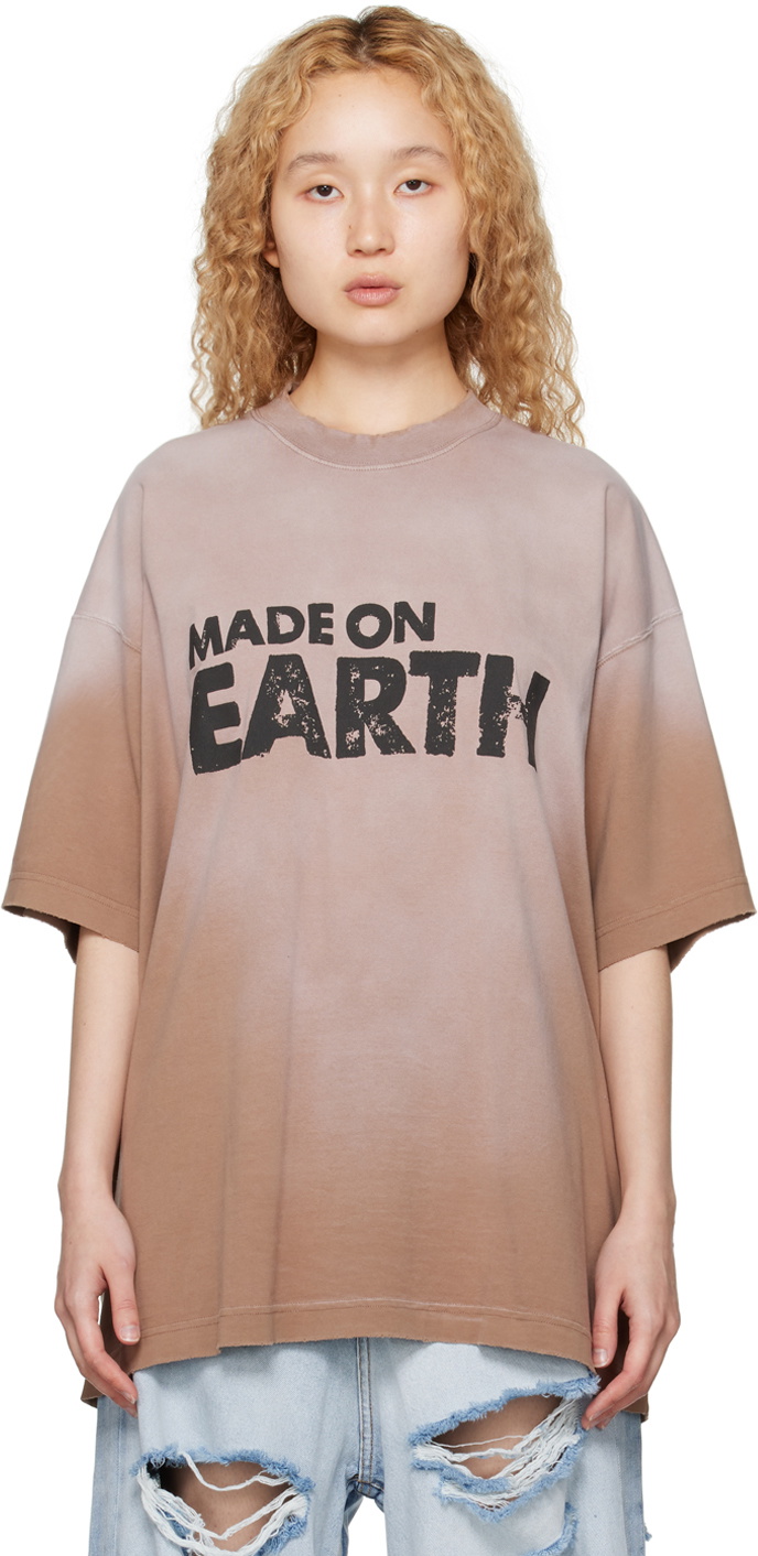 サイズS VETEMENTS MADE ON EARTH Tシャツ VETEMENTS Brown 'Made On Earth' T-Shirt Vetements