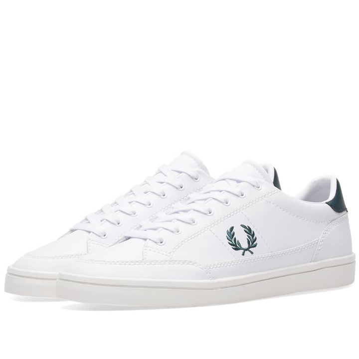 Photo: Fred Perry Deuce Leather Sneaker