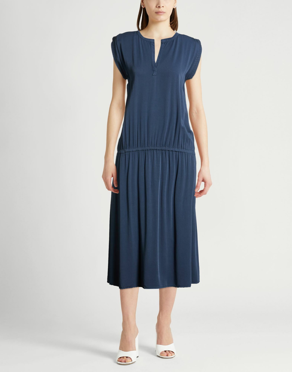 Crossley Womens Midi dress in Navy