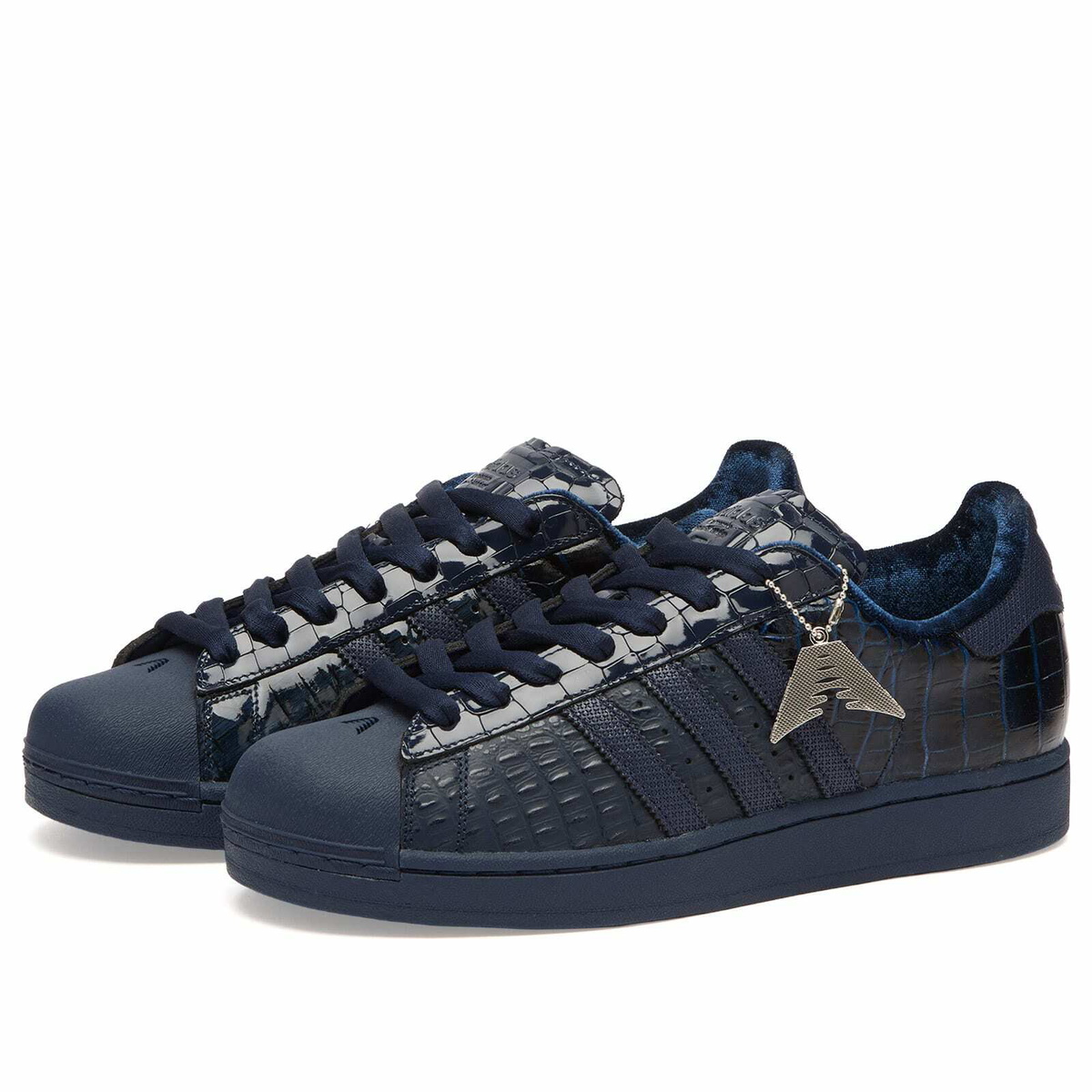 ダイドー SP Adidas Men's Superstar Ii Anthony Edwards Sneakers in Navy Croc adidas