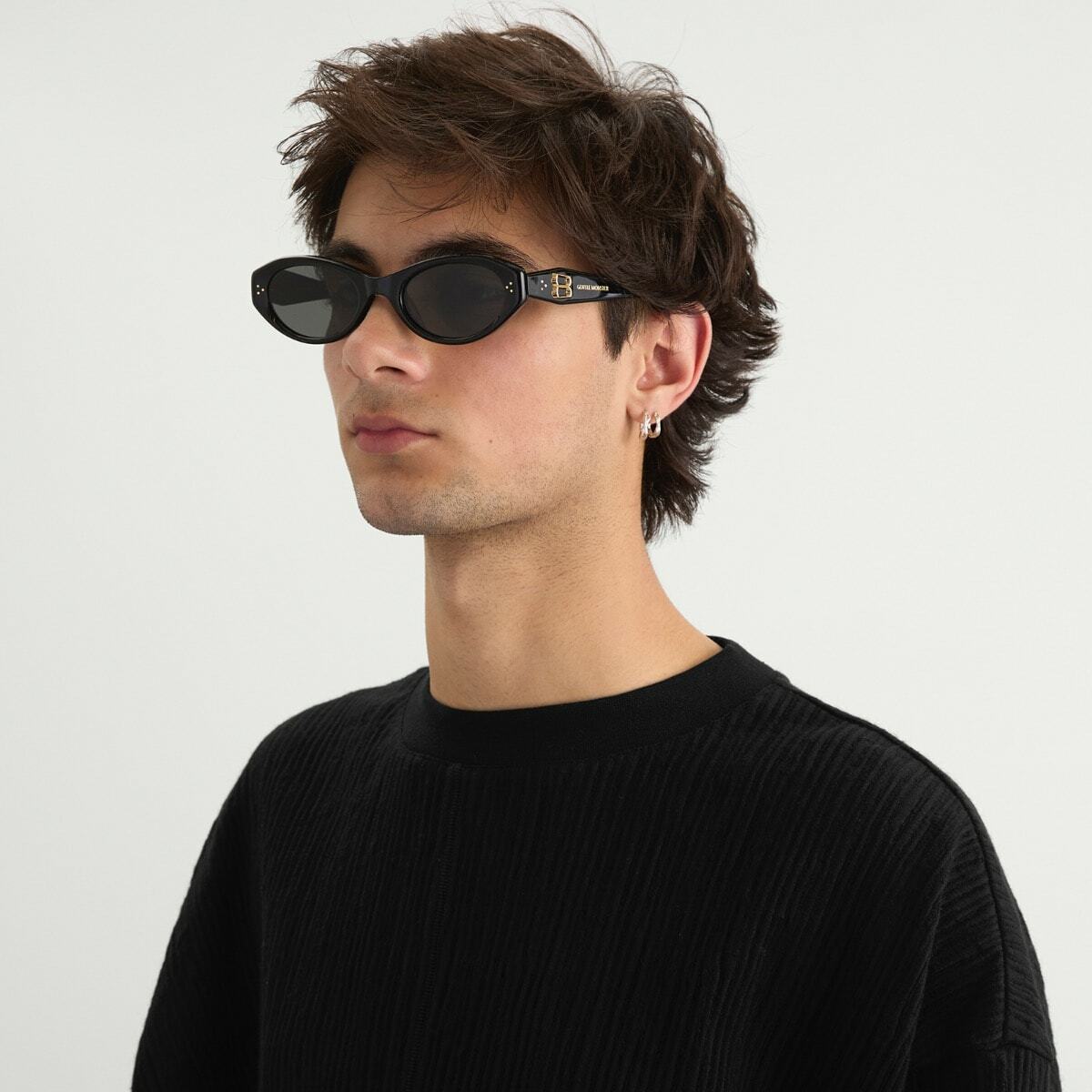 Gentle Monster Vamp Sunglasses in Black 