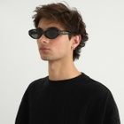 Gentle Monster Vamp Sunglasses in Black 