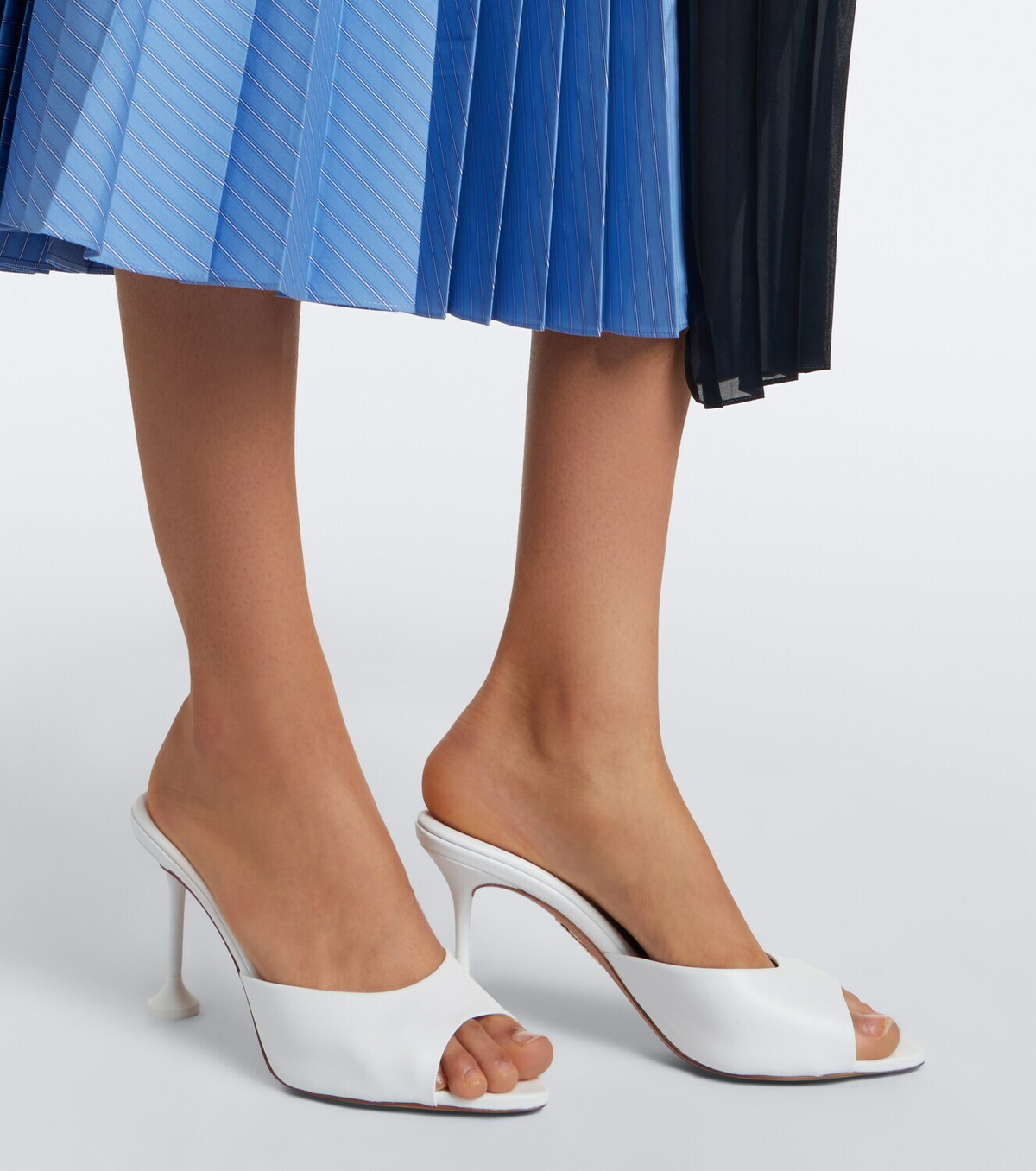 Aquazzura Bisous leather mules