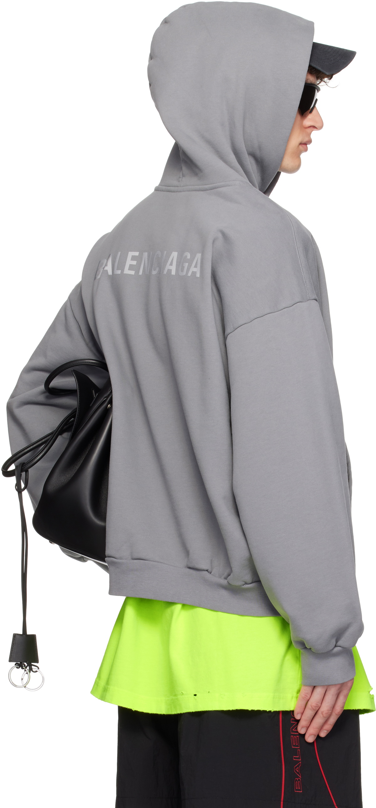 BALENCIAGA(バレンシアガ) メタルロゴプルオーバーパーカー697879 