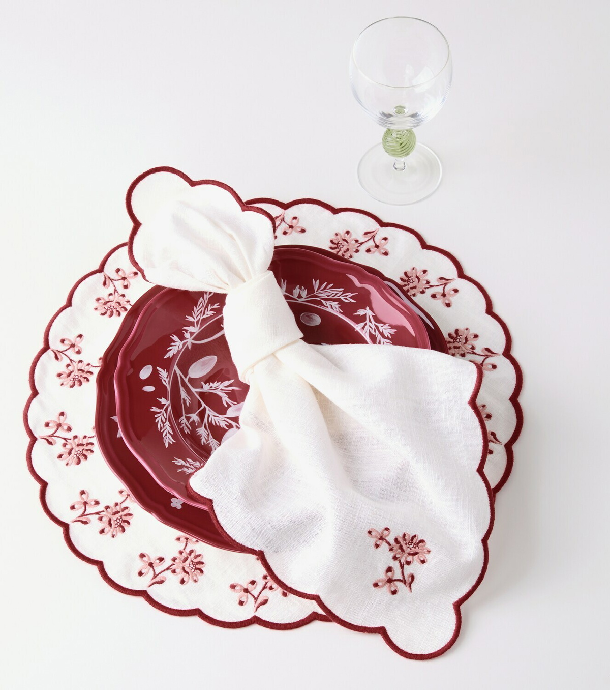 Cabana Botanica set of 2 embroidered linen placemats