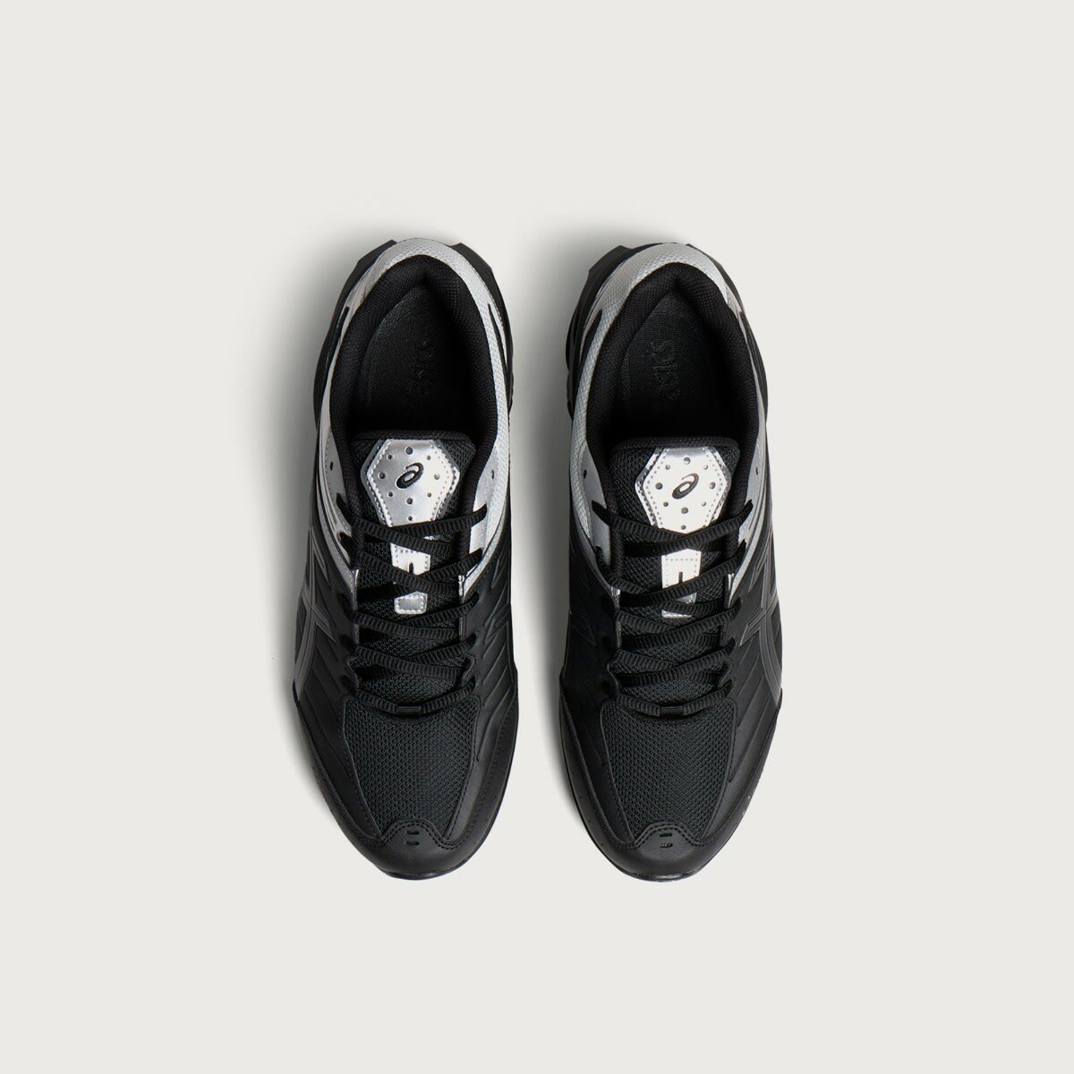Asics GEL-KINETIC FR Sneaker in Black/Pure Silver