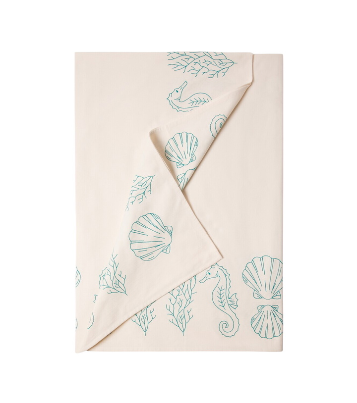 Photo: Les-Ottomans Embroidered linen tablecloth