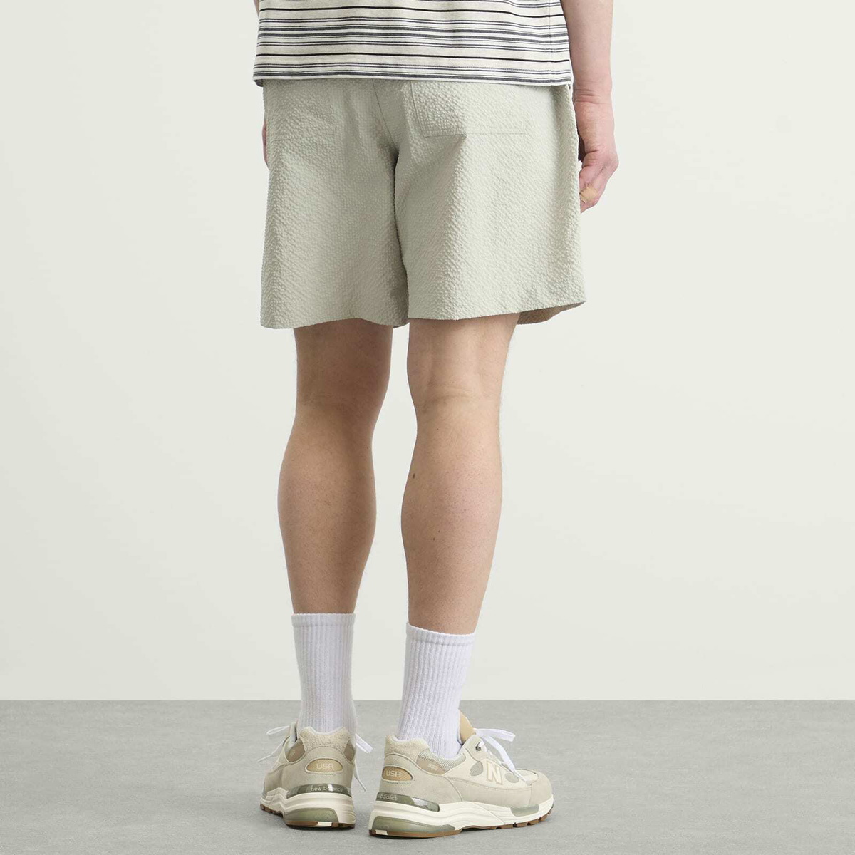 FrizmWORKS Men's Comfortable Banding Shorts in Beige