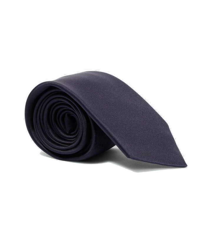 Photo: Giorgio Armani Silk tie