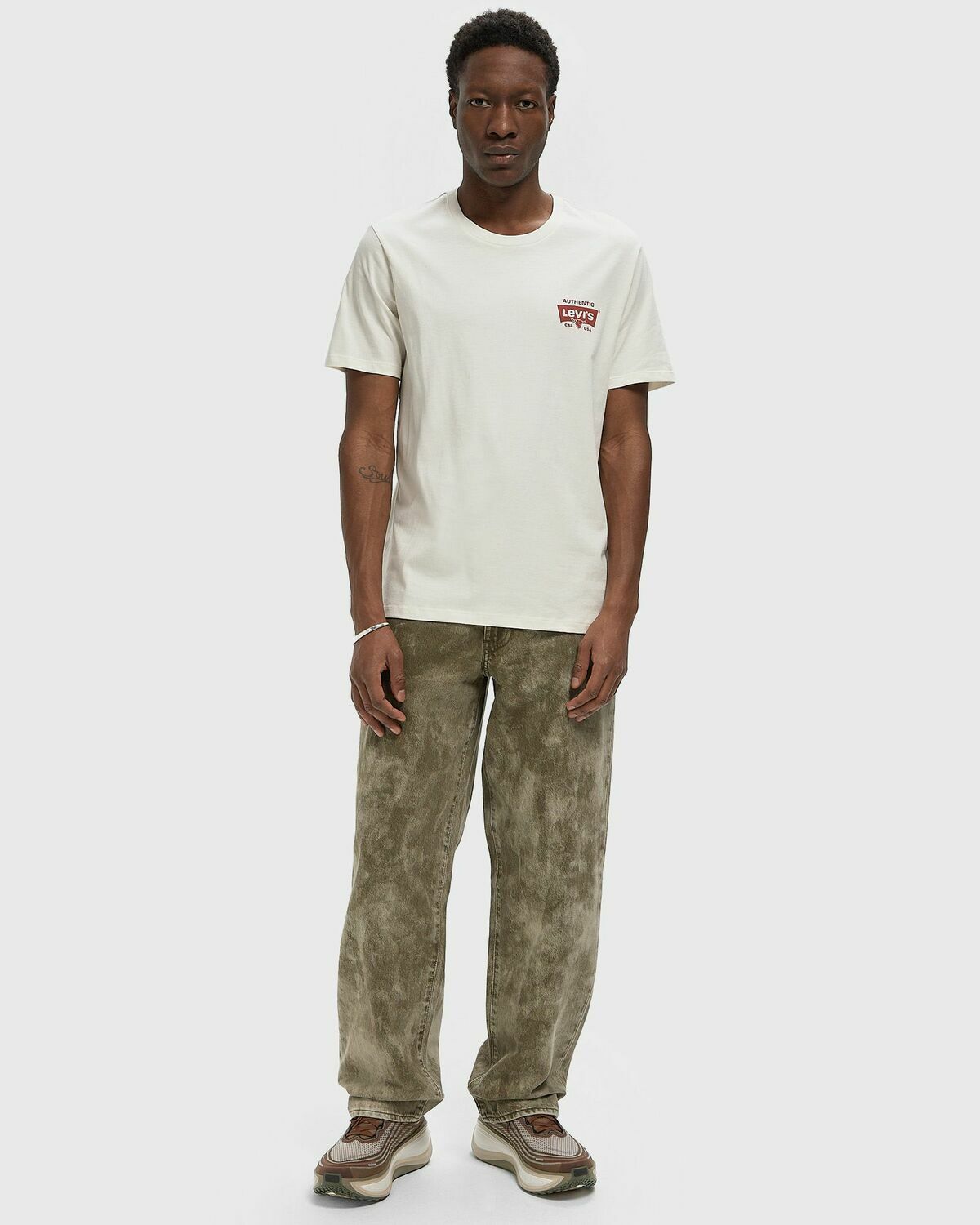Levis GRAPHIC CREWNECK TEE Brown Mens Shortsleefe