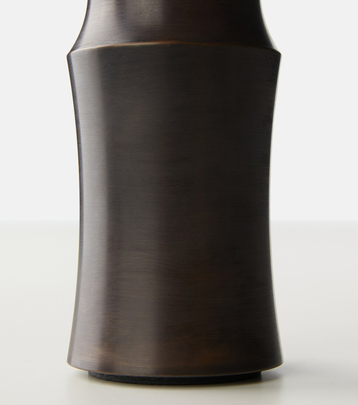 Michaël Verheyden Spina bronze candle holder
