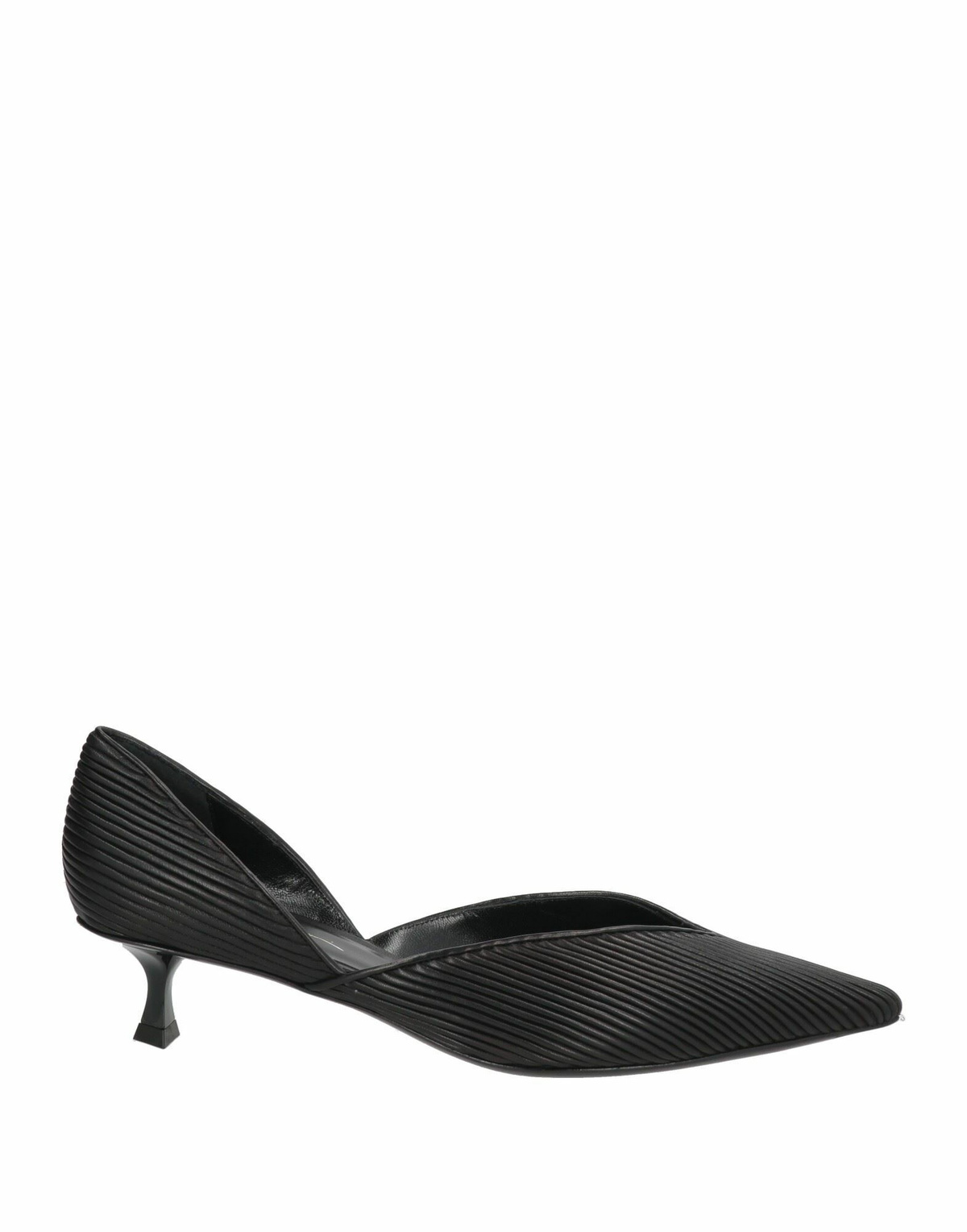 Giorgio Armani Womens Pumps in Black