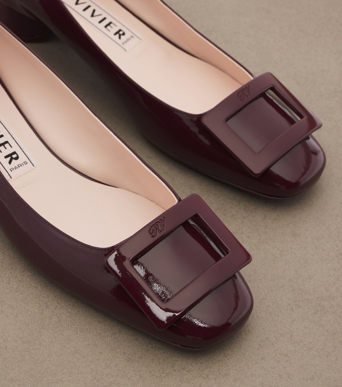 Roger Vivier Roundy Lacquered patent leather ballet flats