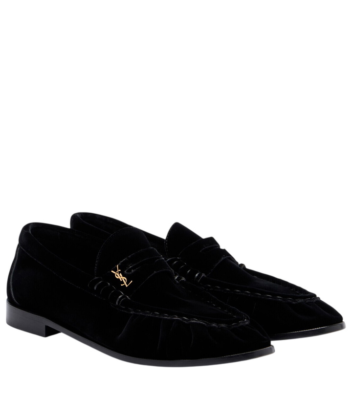 Photo: Saint Laurent Le Loafer velvet penny loafers