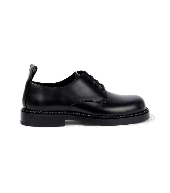 Photo: Bottega Veneta Strut leather Oxford shoes
