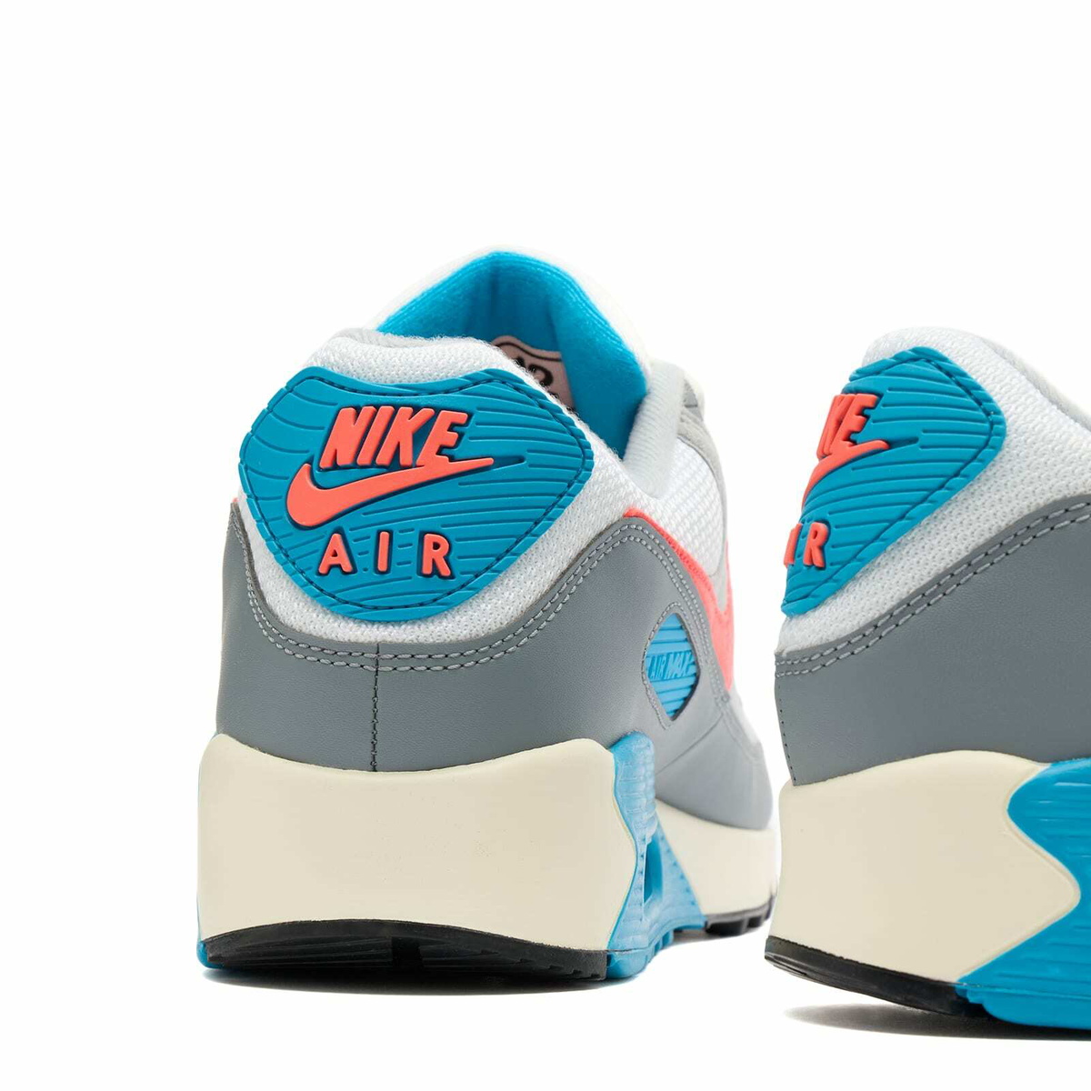 Nike Air Max III Sneaker in Grey/Infrared/Sail