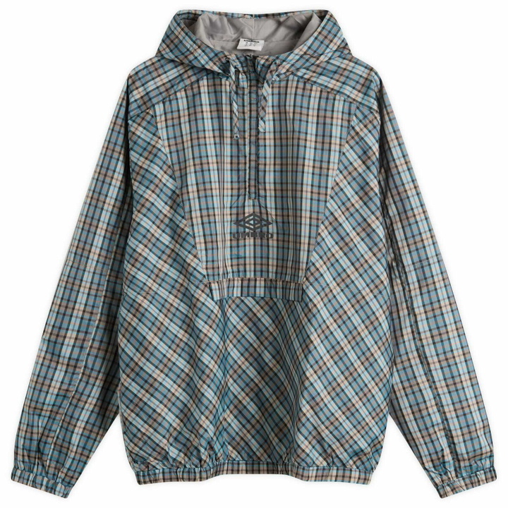 Photo: Umbro Men's Checked Cagoule in Grey/Blue Check
