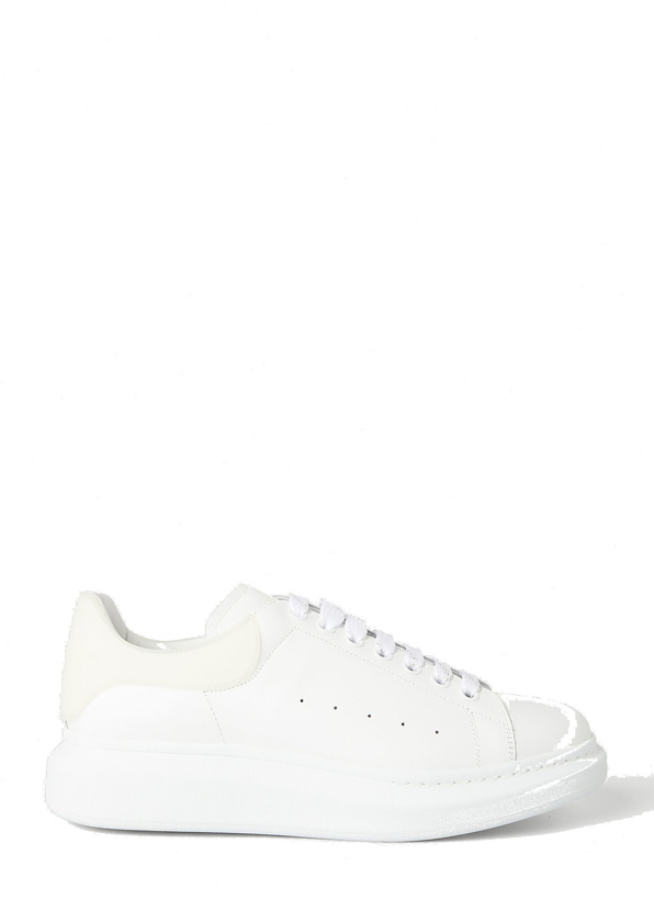Photo: Chunky Sneakers in White