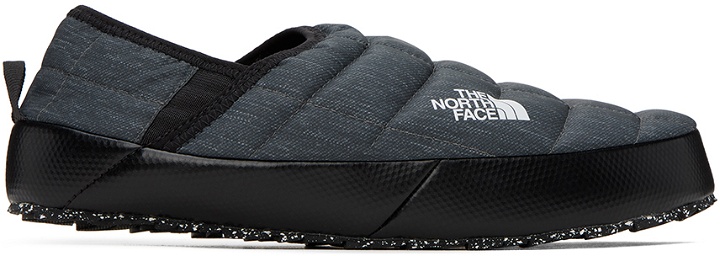 Photo: The North Face Gray Thermoball Traction Mule V Slippers