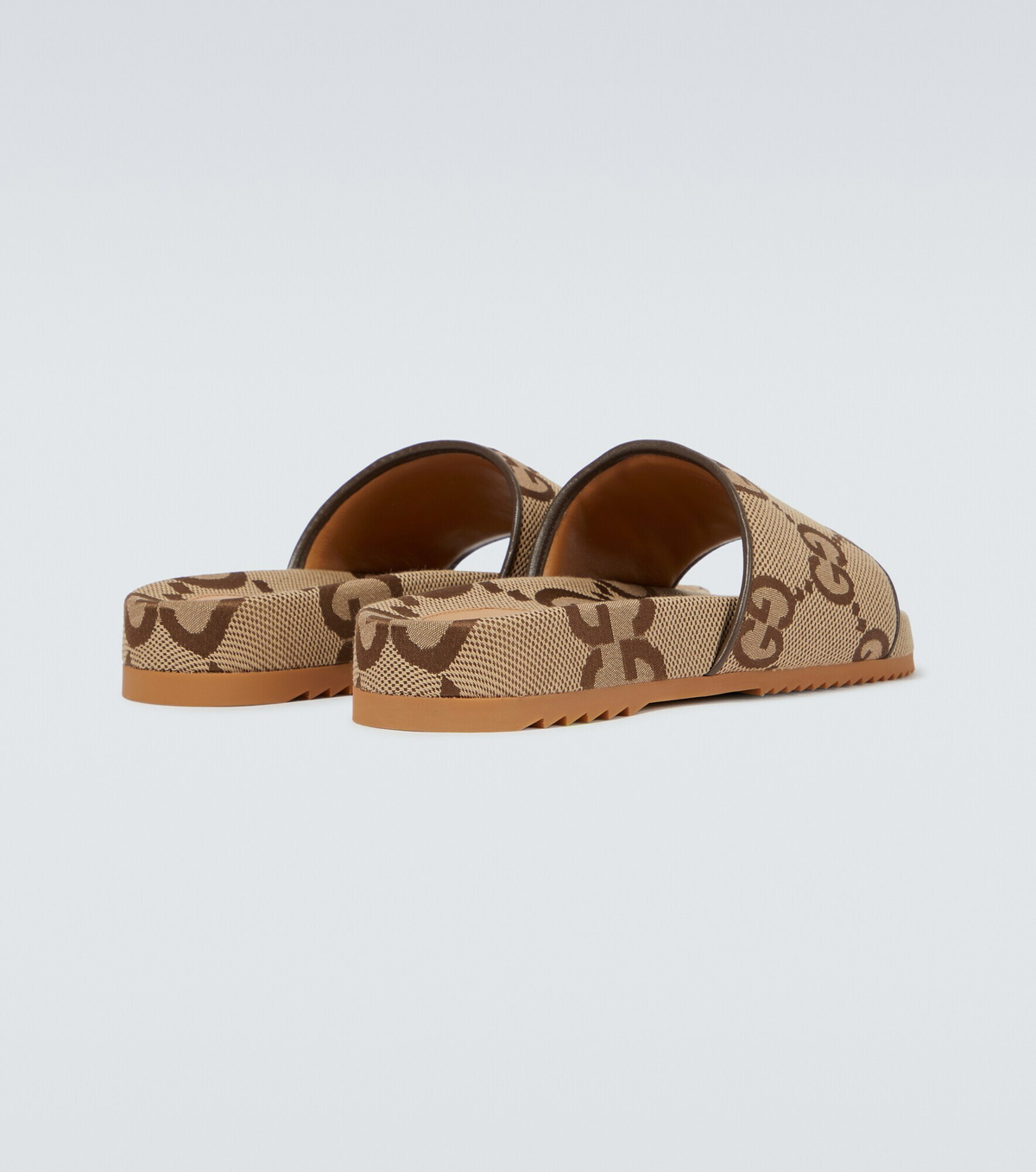 Gucci maxi GG Canvas Slides
  size 41 GG Maxi canvas platform slides – LuxeViral Finds main image 3