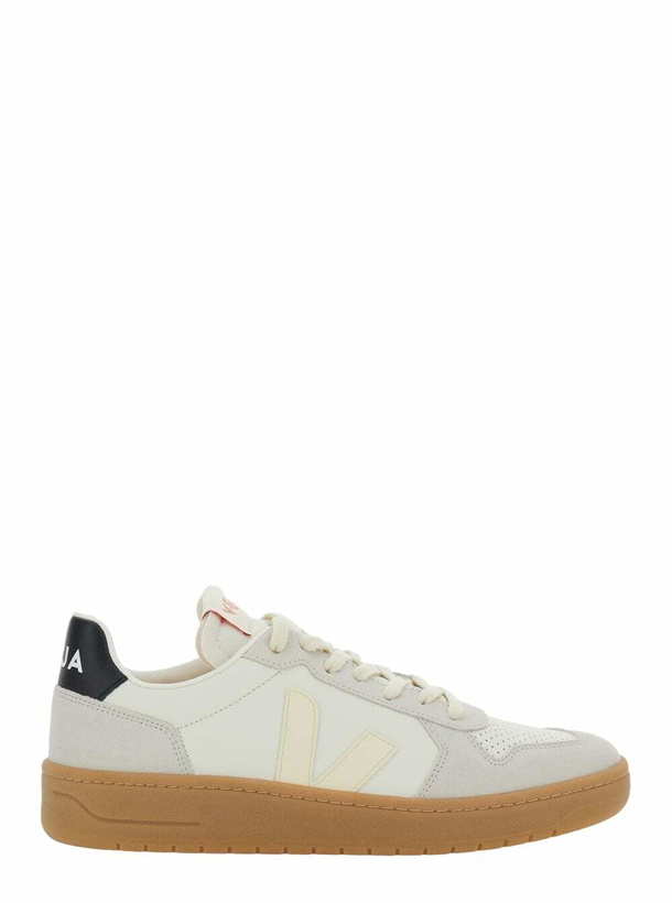 Photo: Veja v-82 Grey Low Top Sneakers With Logo Patch On Tongue And Side And Logo Letteirng On The Heel In Leather Unisex