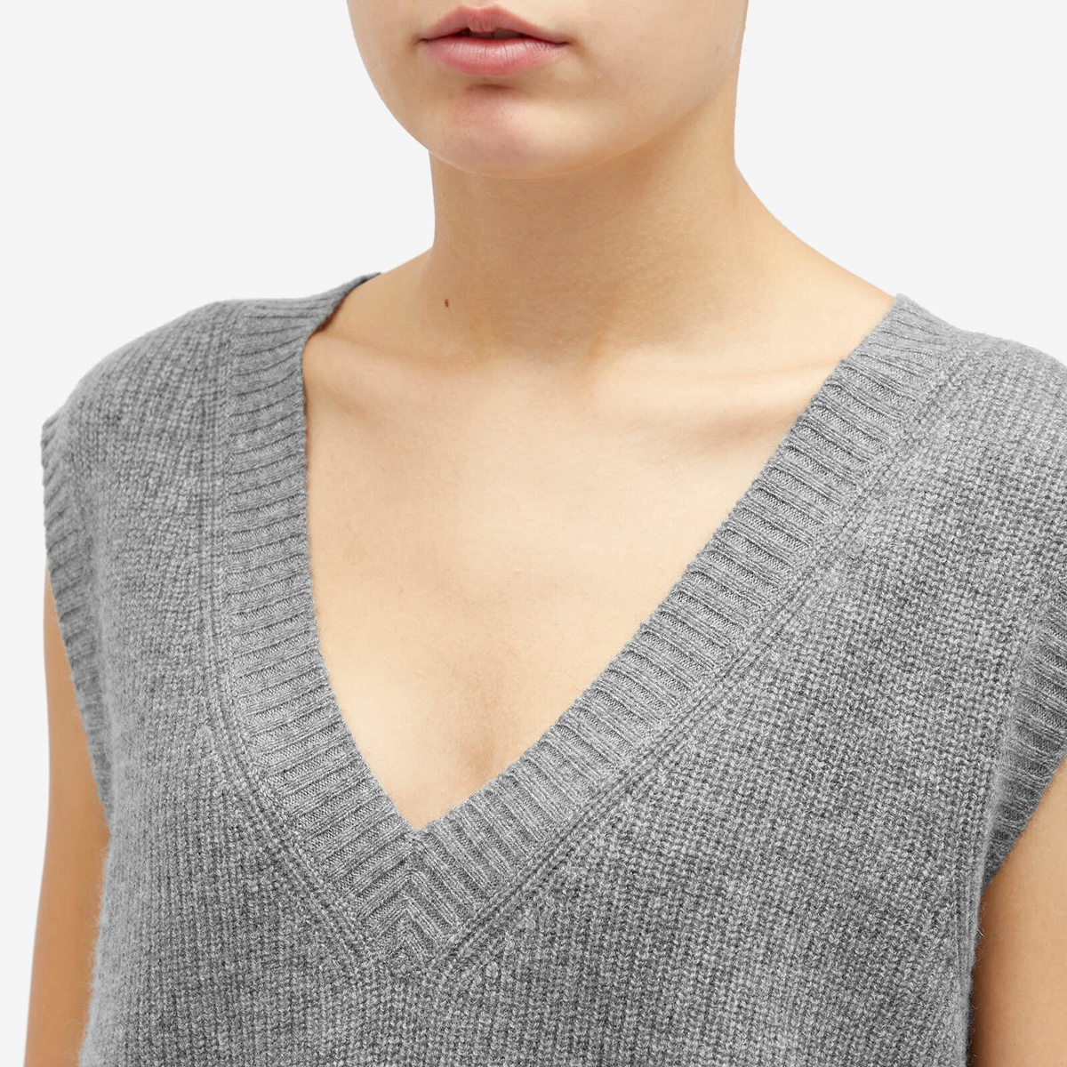Weekend by Max Mara Women's Knitted Waistcoat Vest in Medium Grey