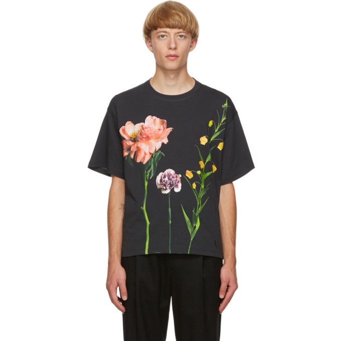 Photo: Valentino Black Inez and Vinoodh Edition Floral T-Shirt