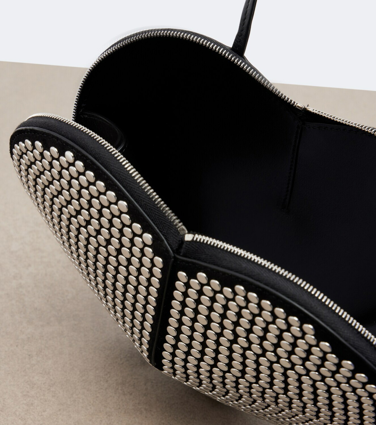 Alaïa Le Cœur studded leather shoulder bag