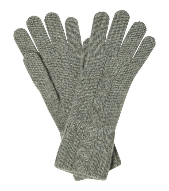 Photo: Loro Piana Napier cashmere gloves