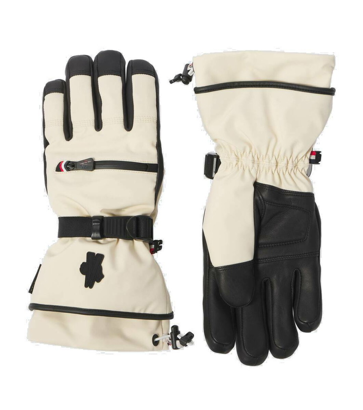 Photo: Moncler Grenoble Leather-trimmed ski gloves