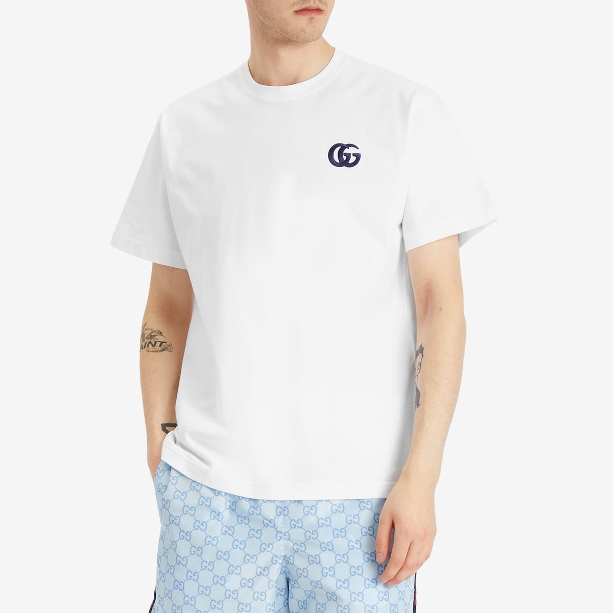 Gucci Men's Embroidered Logo T-Shirt in White/Mix Gucci