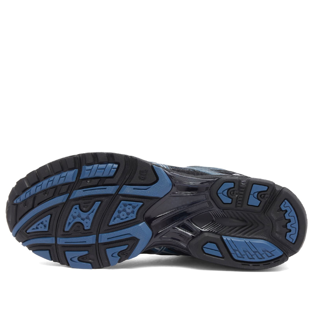 Asics Gel-Nimbus 10.1 in Black/Grand Shark ASICS