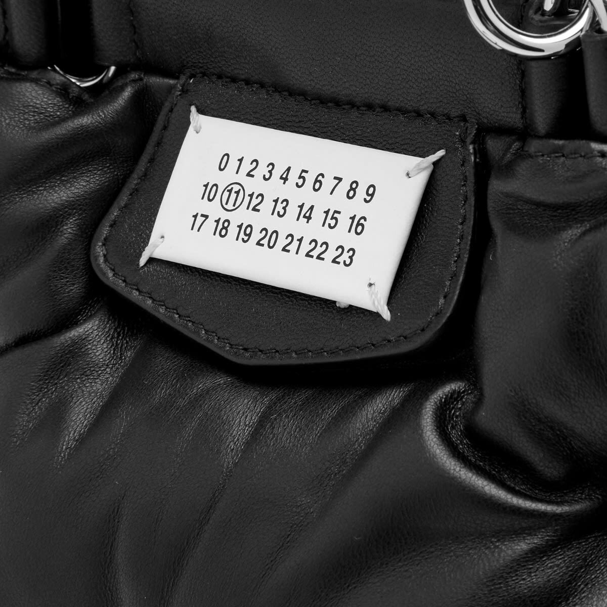 【関税＆送料込み】Maison Margiela 'Glam Slam' Small Black Maison Margiela Women's Glam Slam Small Shopping Bag in
