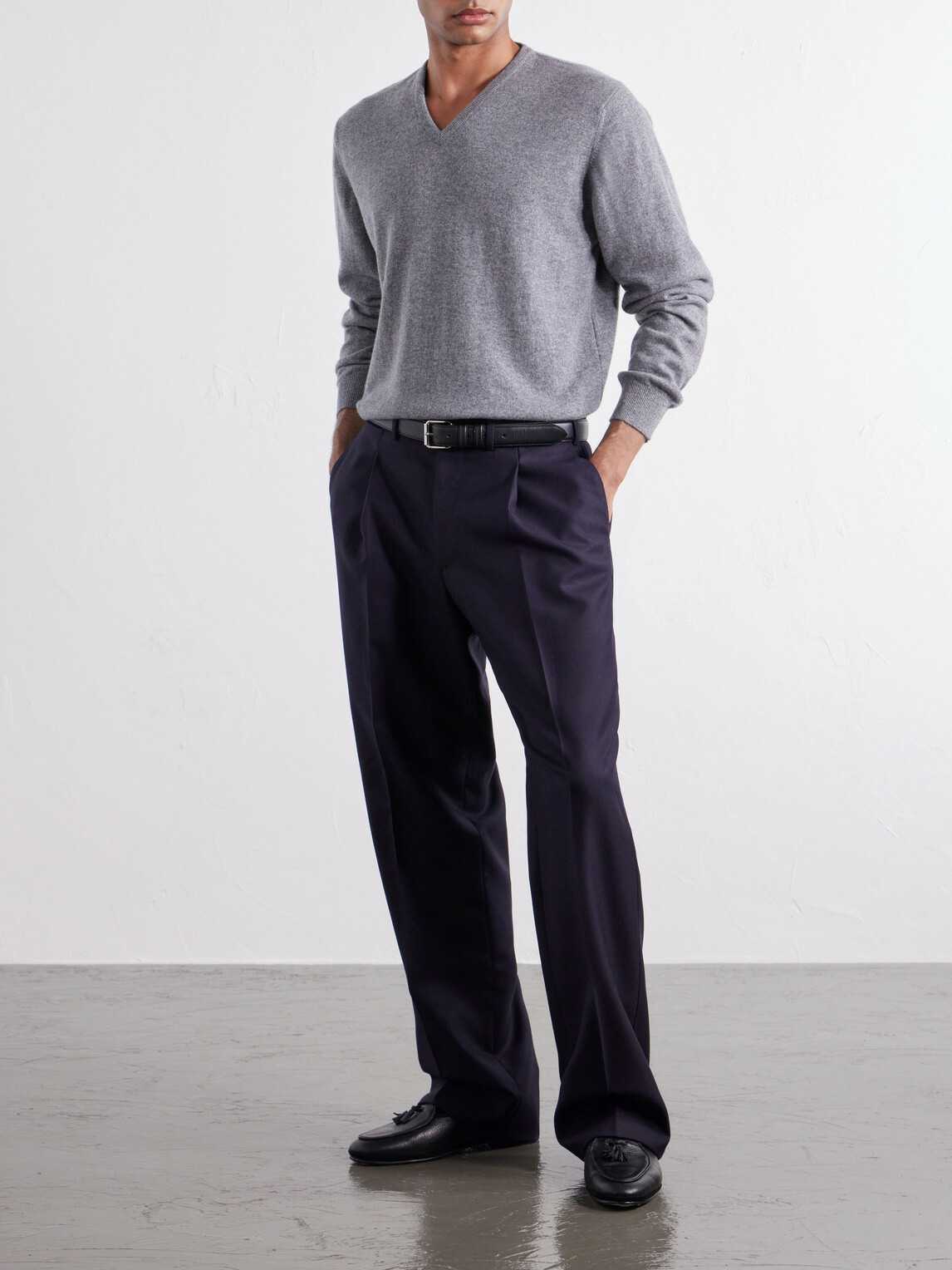 Begg & Co - Heriot Cashmere Sweater - Gray