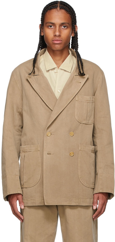 Photo: Taiga Takahashi Beige Sack Suit Blazer