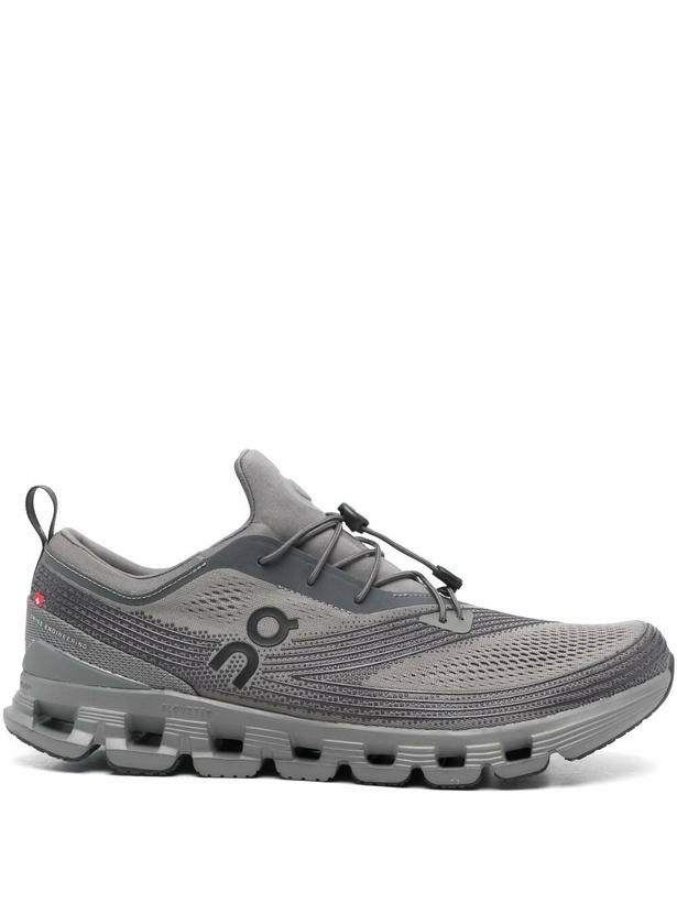 Photo: On Running Cloud X Z5 Sneakers