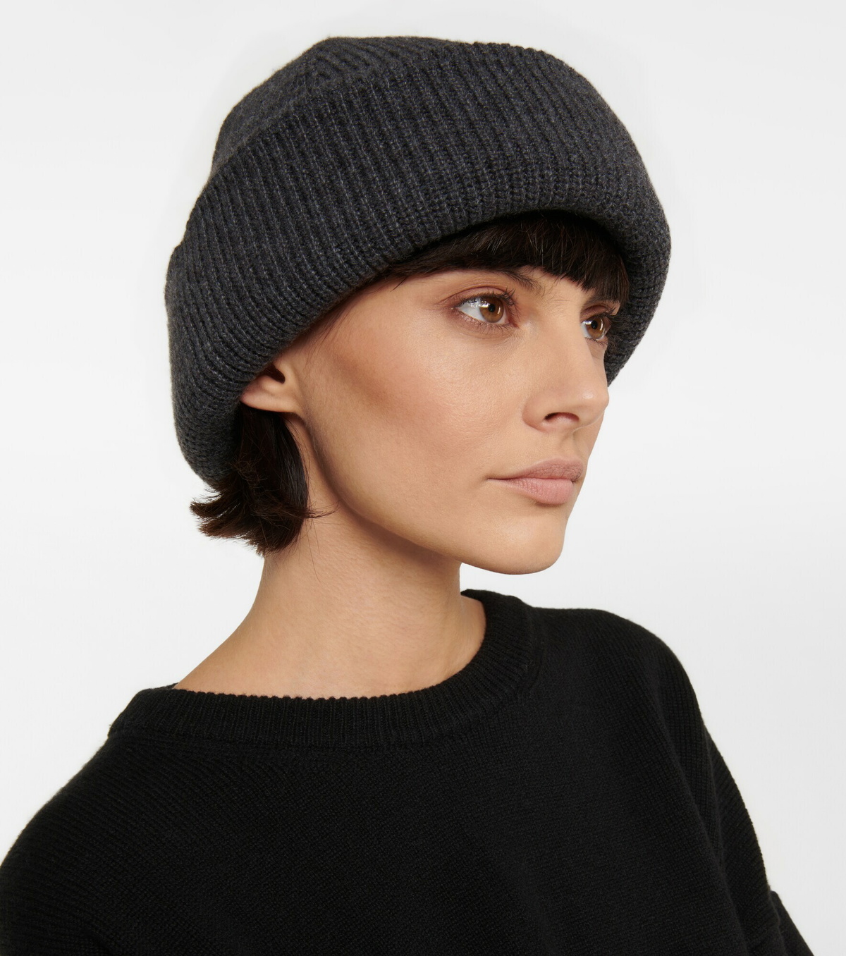 The Row Ossa cashmere beanie The Row