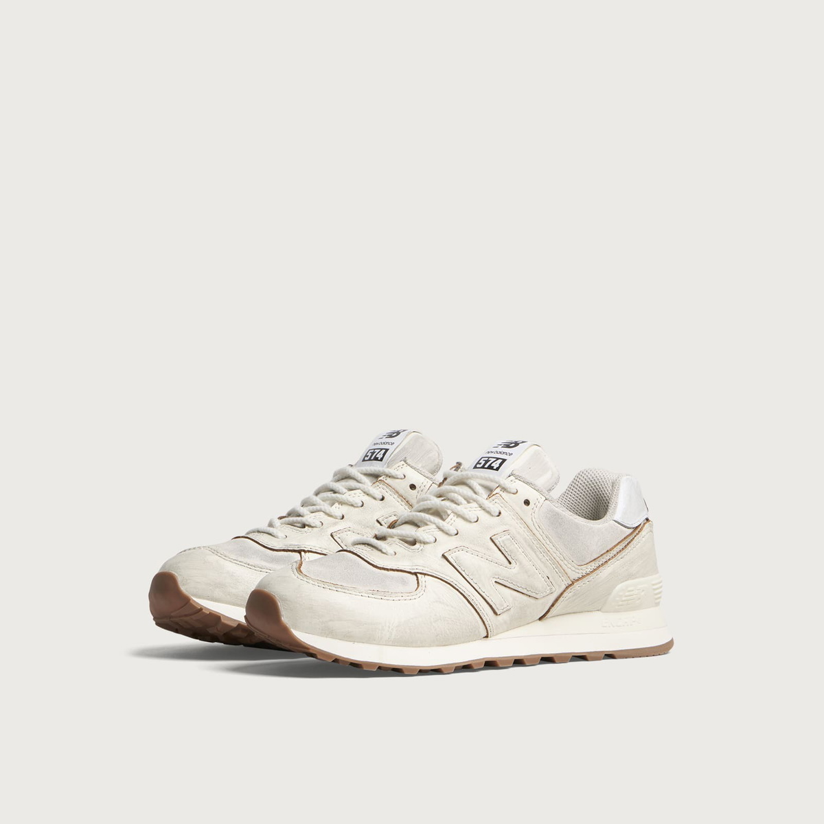 New Balance Women's 574 Sneaker in Sea Salt/Breakfast Tea