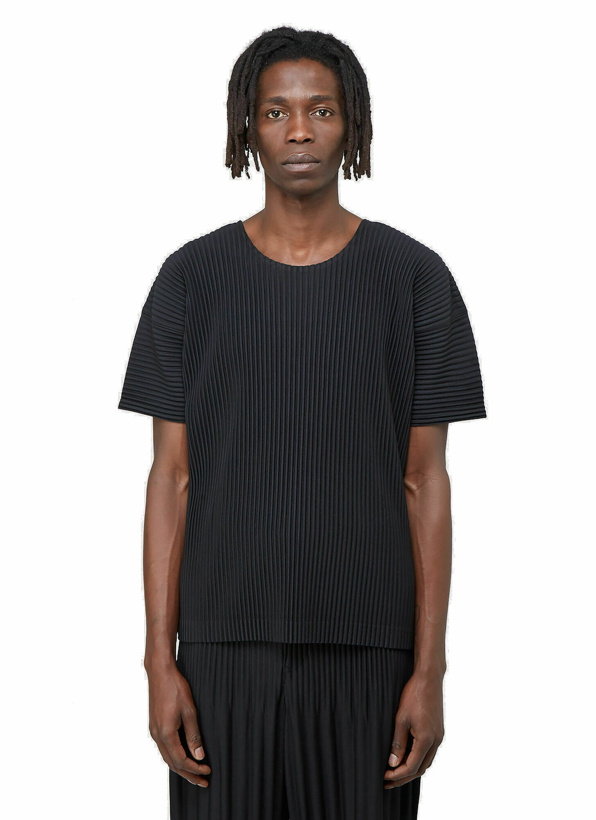 Photo: Pleated T-Shirt in Black