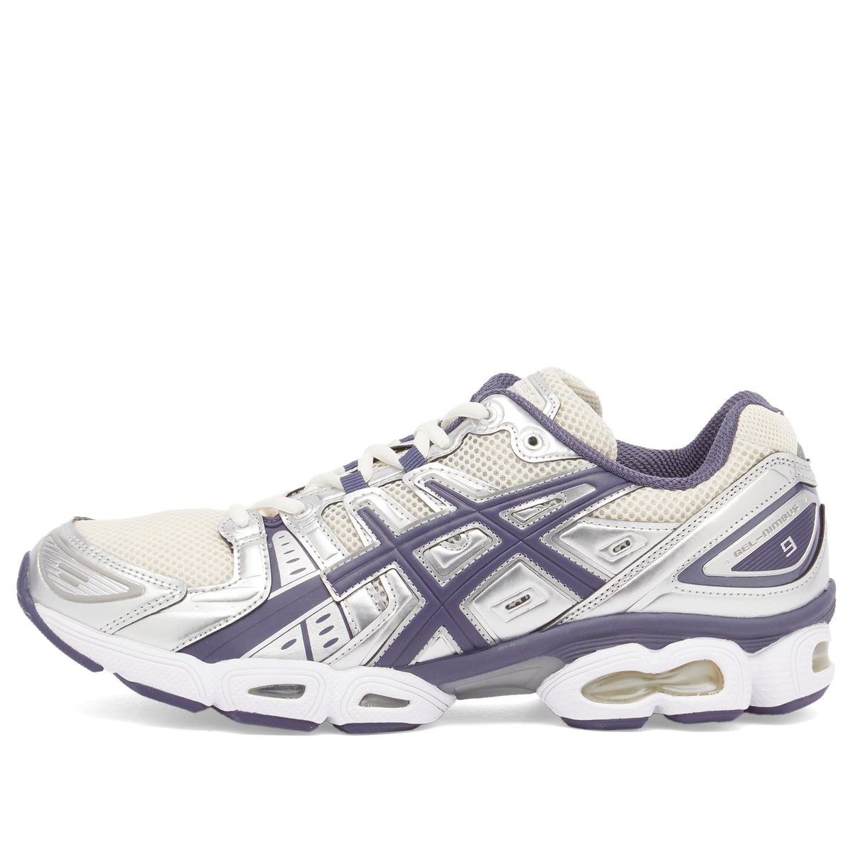 Asics Gel-Nimbus 9 in Oatmeal/Indigo Fog