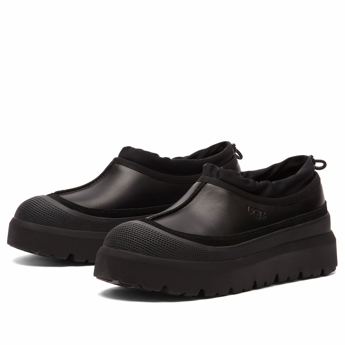 UGG Men's Tasman Weather Hybrid in Black/Black