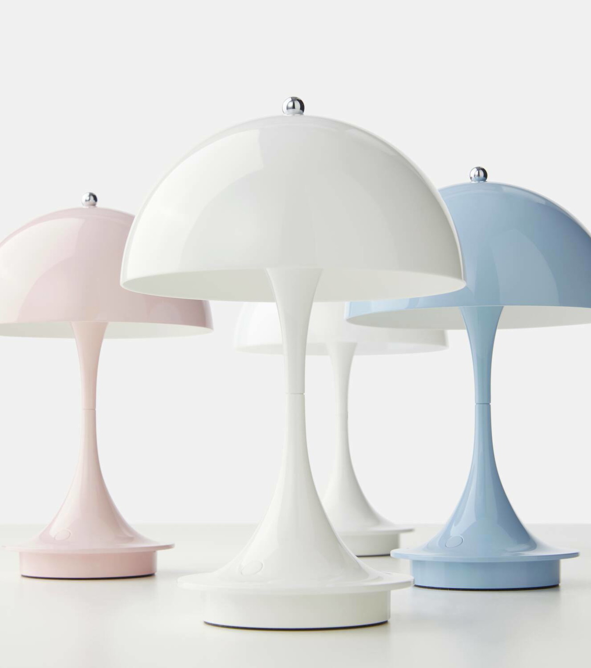 Louis Poulsen Panthella 160 portable lamp by Verner Panton