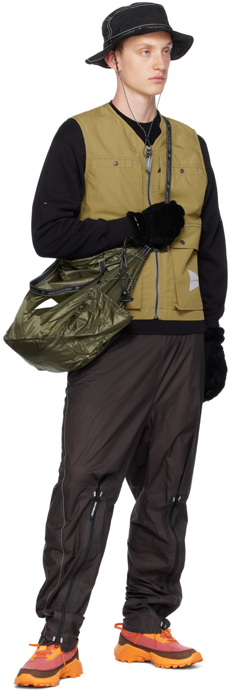 and wander Black High Loft Gloves