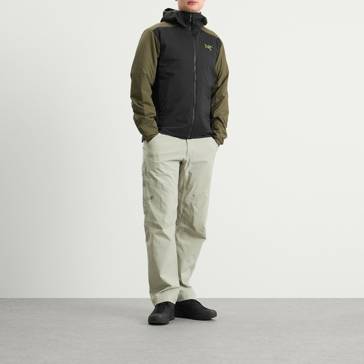 Arc'teryx Men's Atom Hooded Jacket in Spotlight