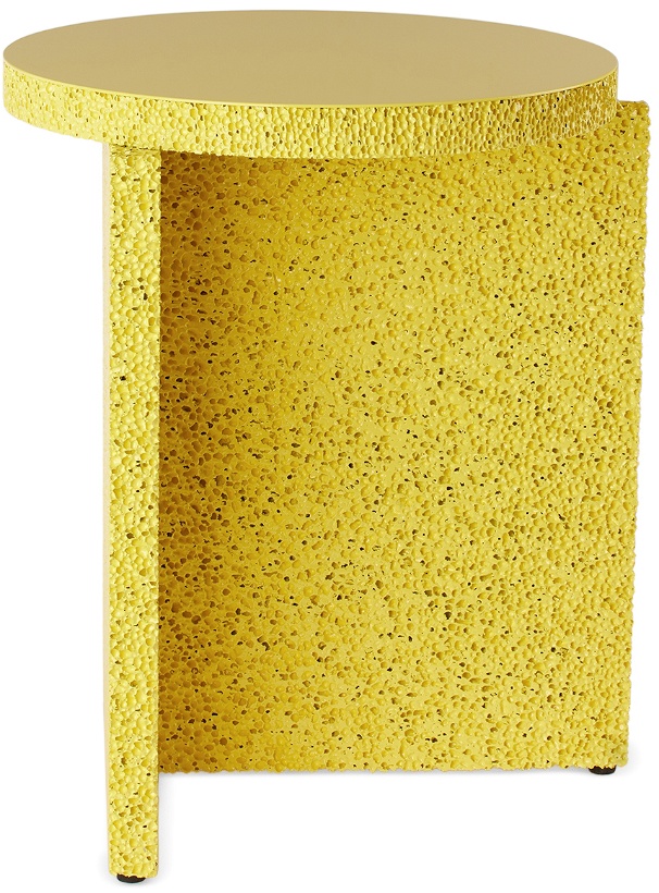 Photo: Calen Knauf Yellow Sponge Table