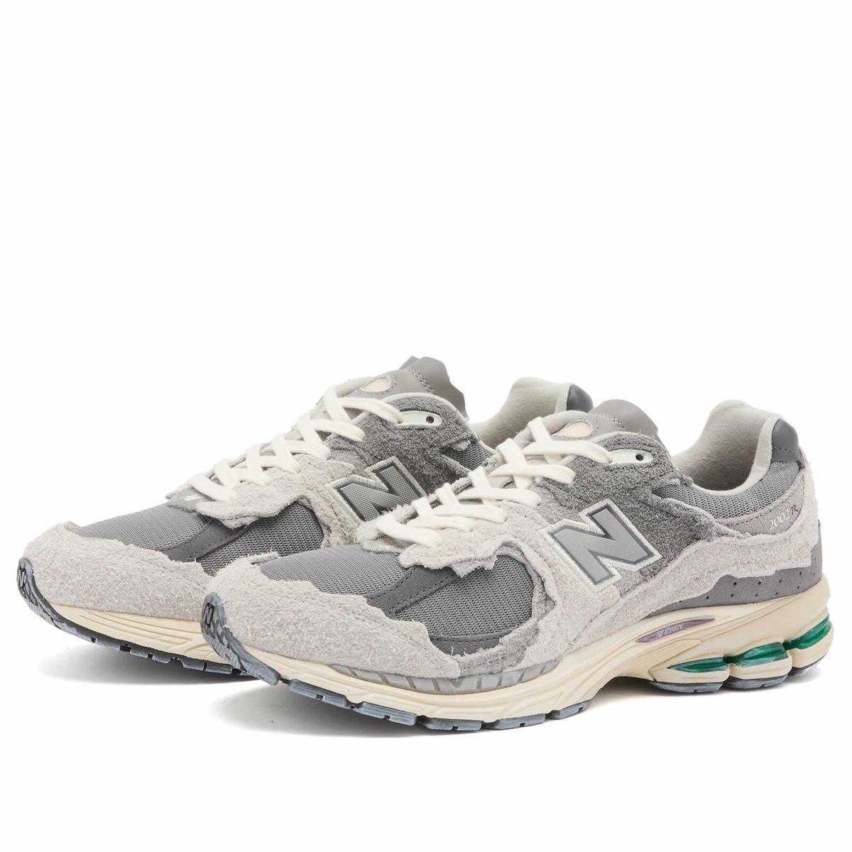 New Balance M2002RDA Sneakers in Rain Cloud