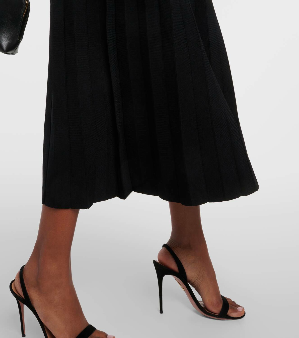 midi dress au SEA NY Arianna Lace Short Sleeve Midi Dress in Blue – Hampden Clothing