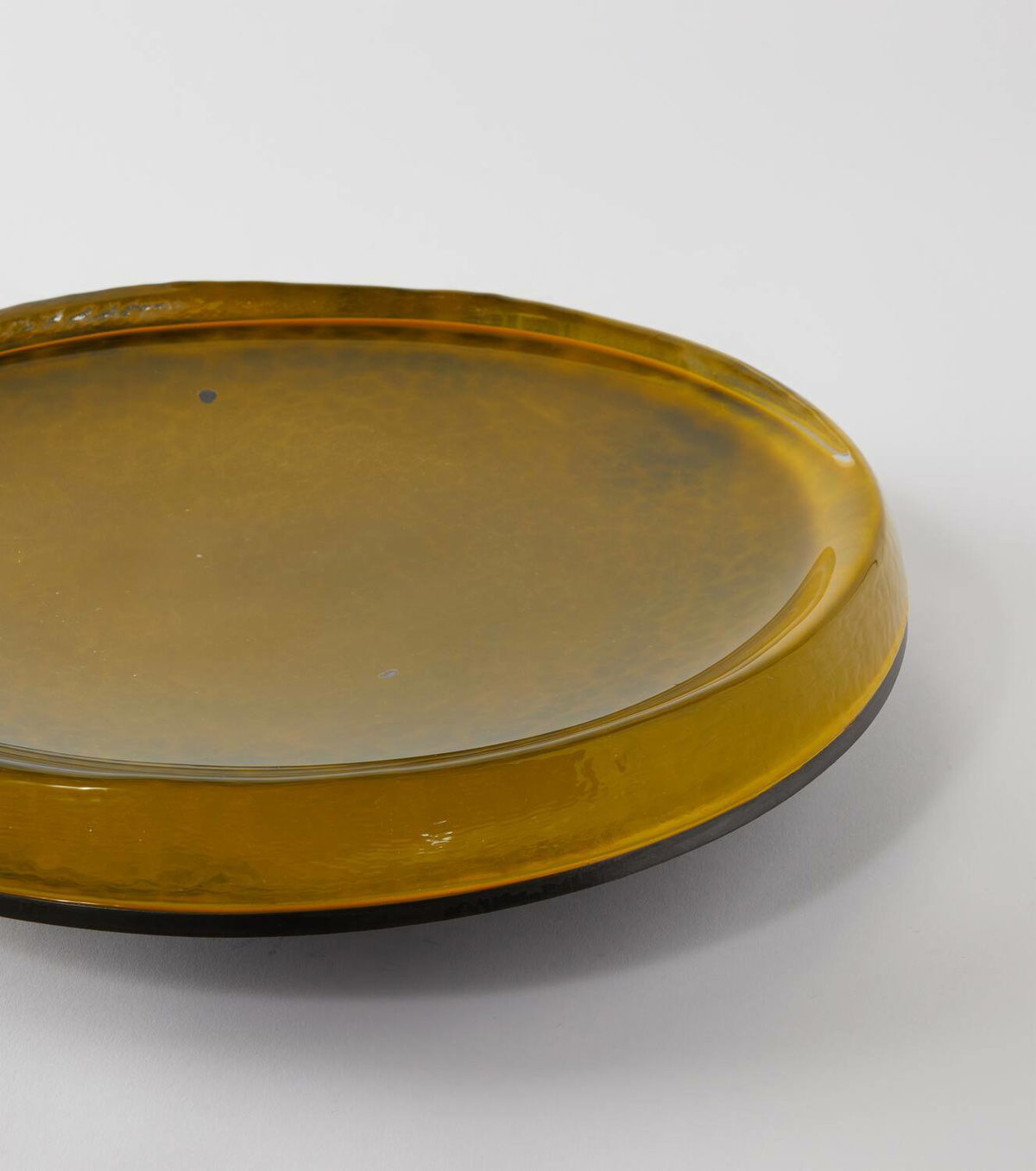 Michaël Verheyden Glainne metal bowl